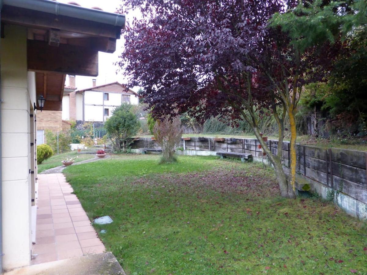 Una Casa Con Vistas En Pobes エクステリア 写真